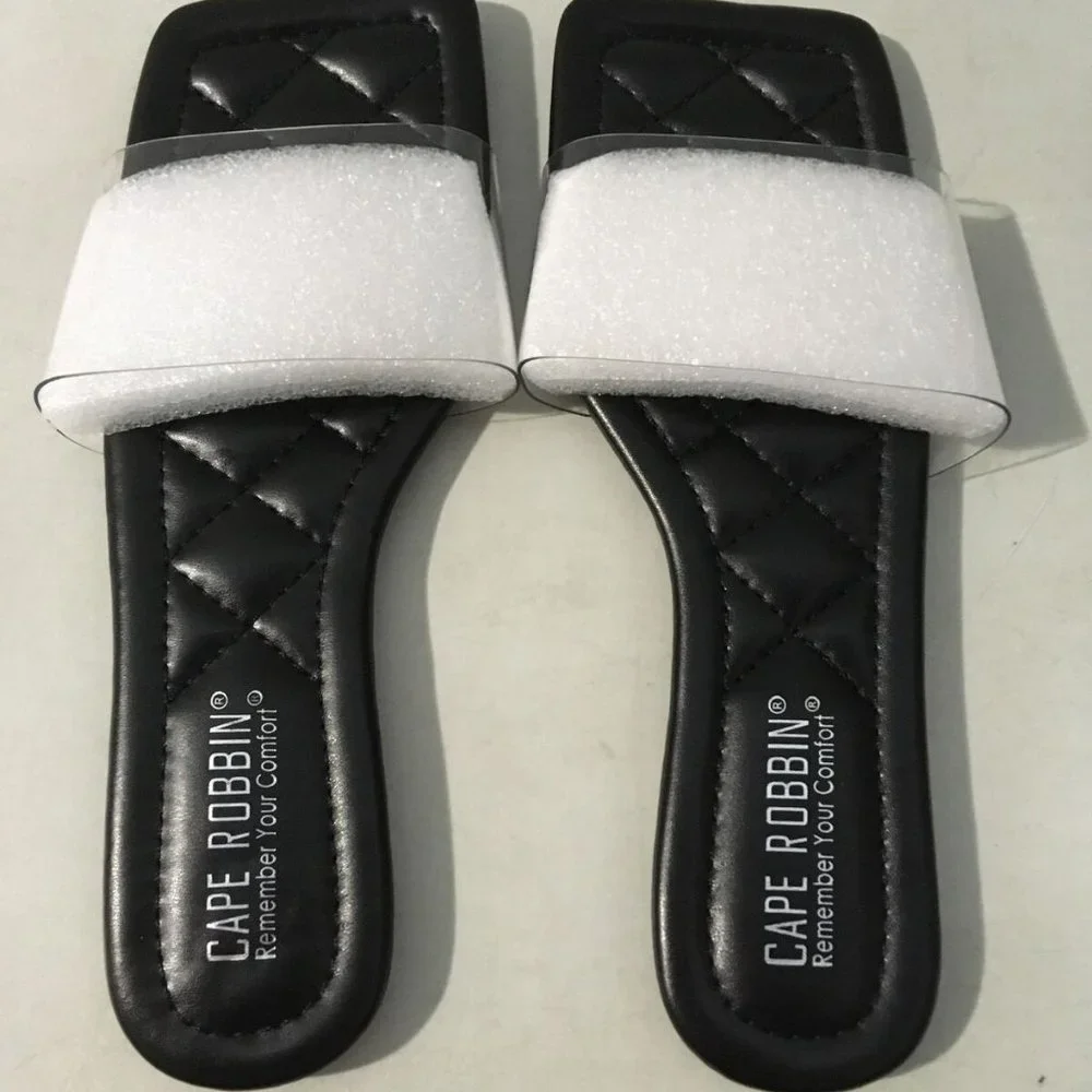 NEW‎ CAPE ROBBIN KEKO SLIDE SANDALS BLACK WITH CLEAR STRAP 5.5